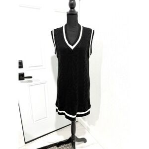 Forever‎ 21 Sweater cable knit  V Neck Dress M